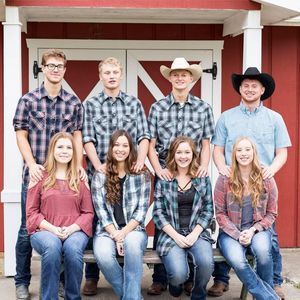 Meet your Posher, Brooke